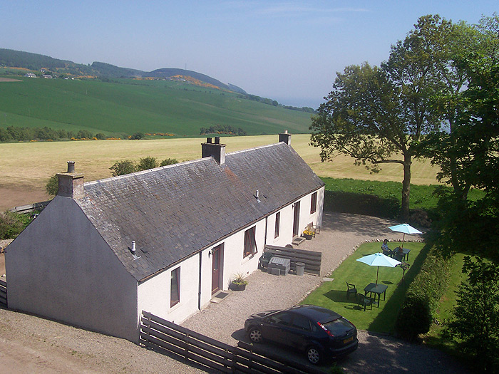 East & West Whinstone Cottages